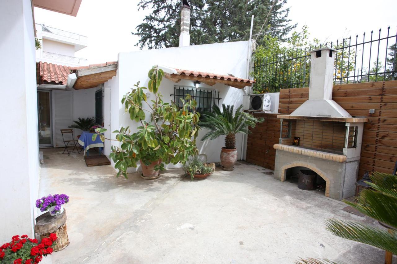 House Near The Athens Airport, Spata. Εξωτερικό φωτογραφία